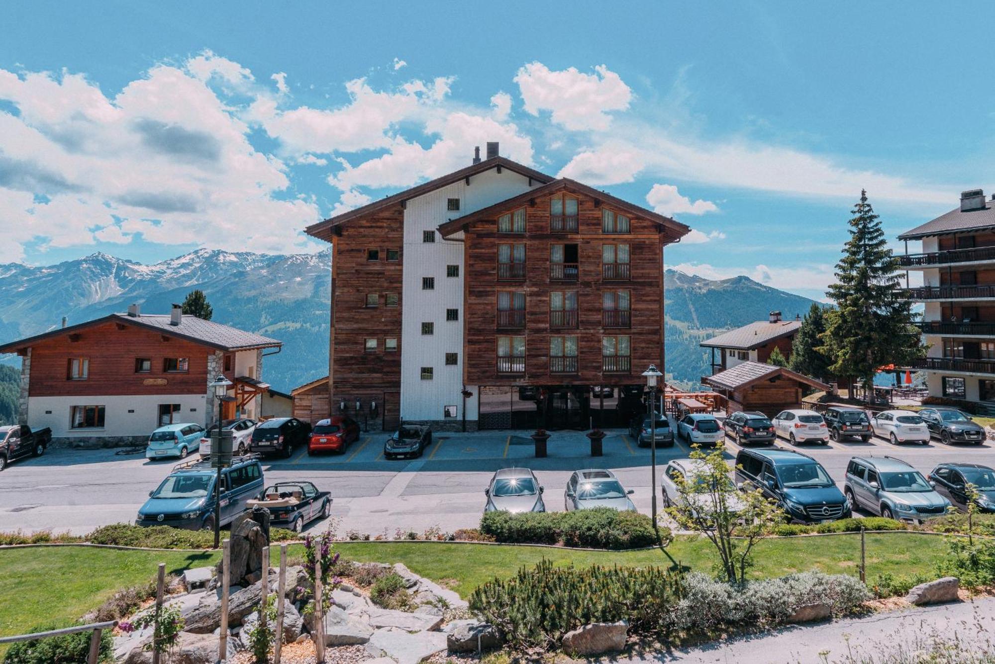 Chandolin Boutique Hotel Exterior photo